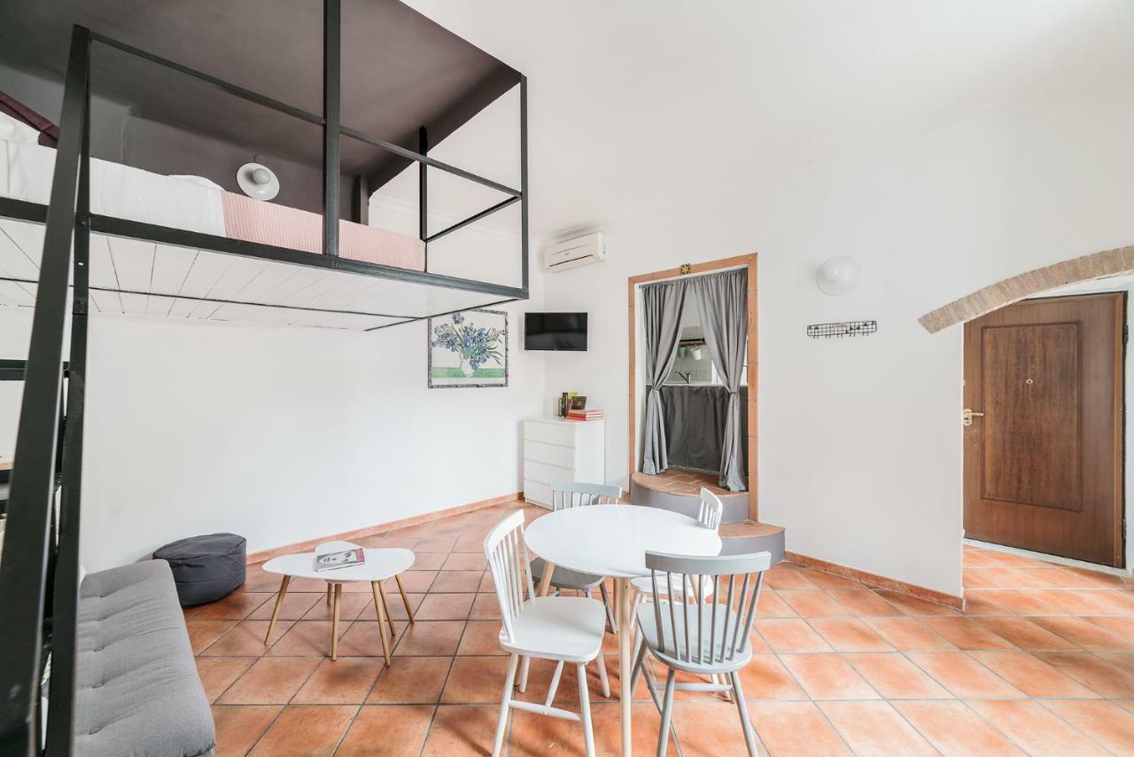 Sleep In The Clouds Near Piazza Navona Apartment Rome Exterior photo